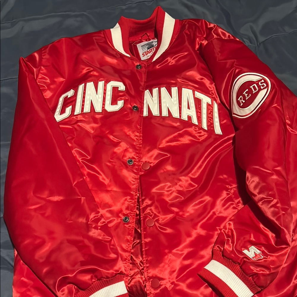 STARTER Cincinnati Reds Red Satin Jacket